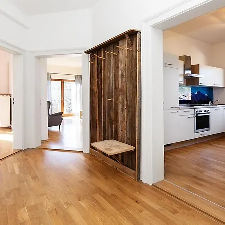 Appartement M9 *